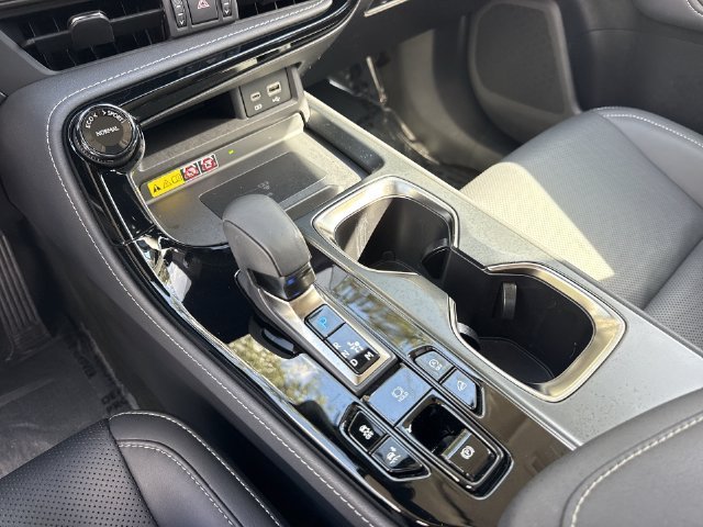 Certified Used 2024 GRAPHITE BLACK GF. Lexus 350 Premium image 21