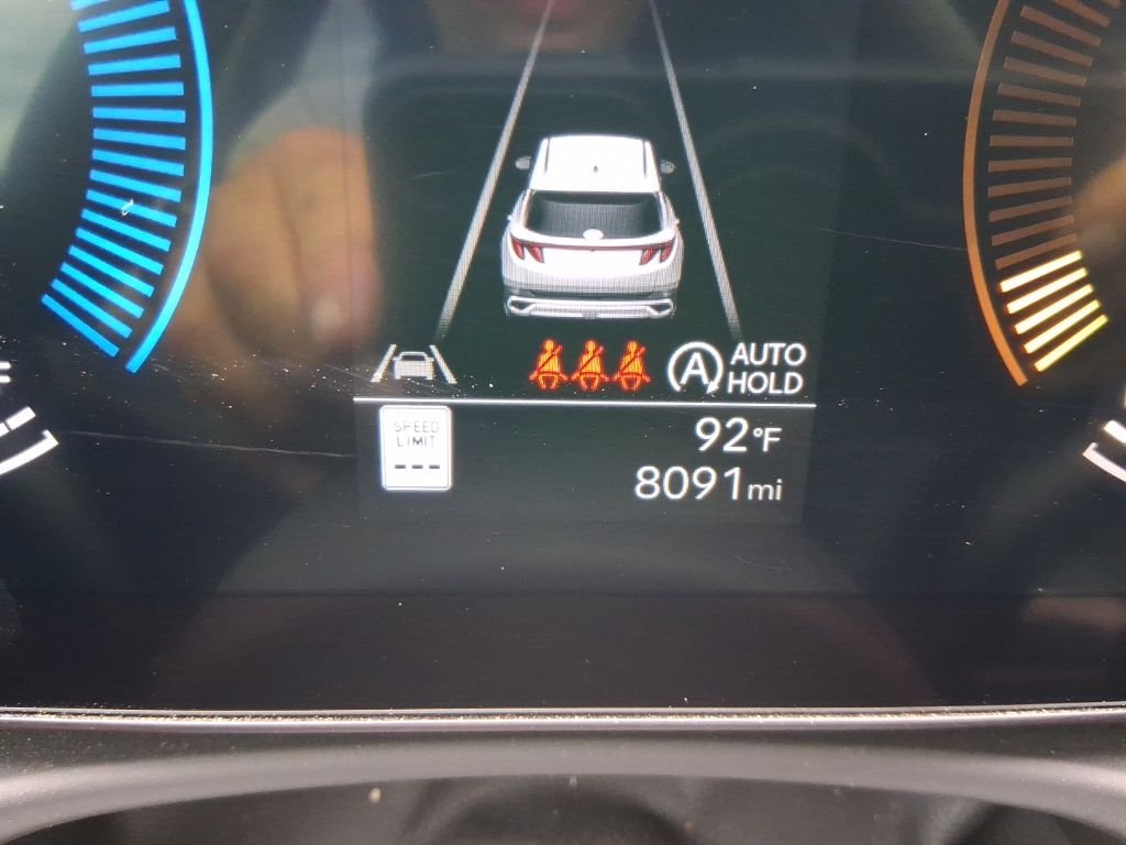 Used 2025 Red Hyundai SE image 23