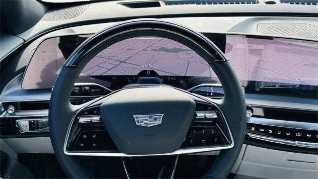 New 2026 Vibrant White Tricoat Cadillac Premium Luxury image 15