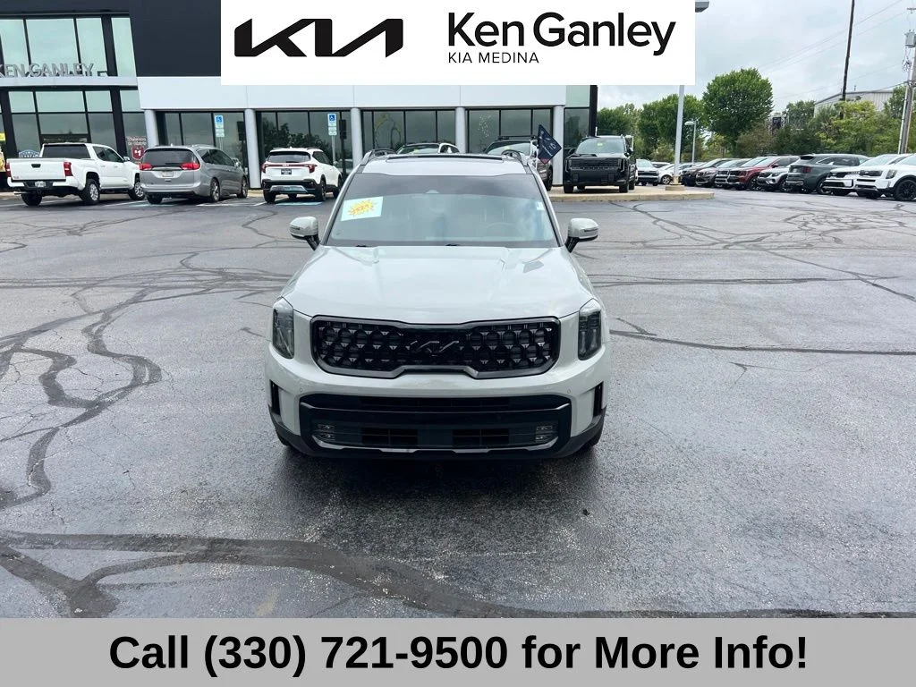 Certified Used 2024 Gray Kia SX X-Line image 5