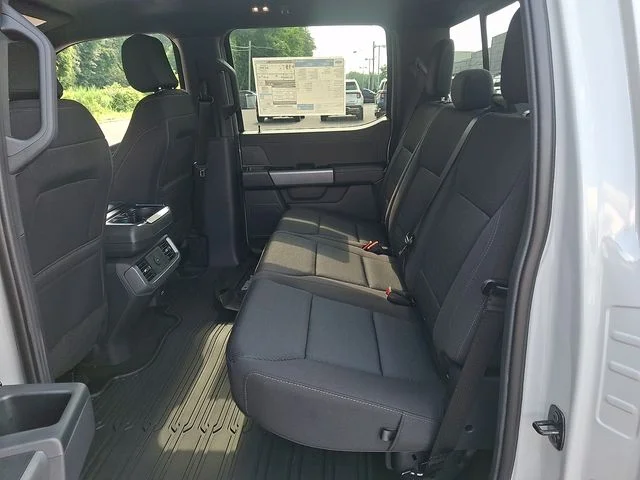 New 2026 Avalanche Ford XLT image 6