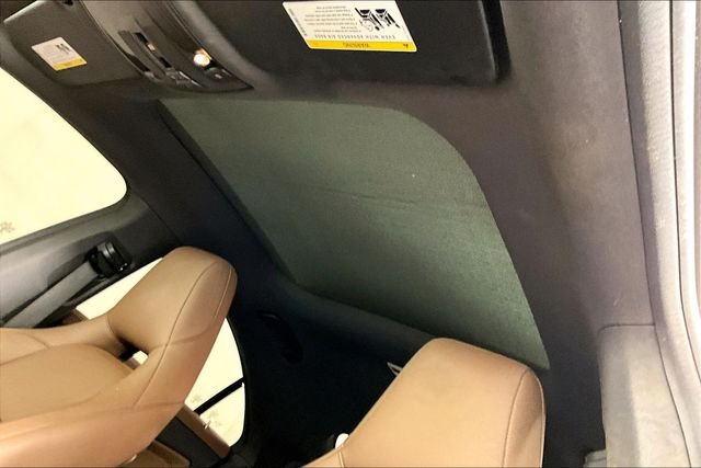 Used 2014  Mercedes-Benz CLA 250 image 4