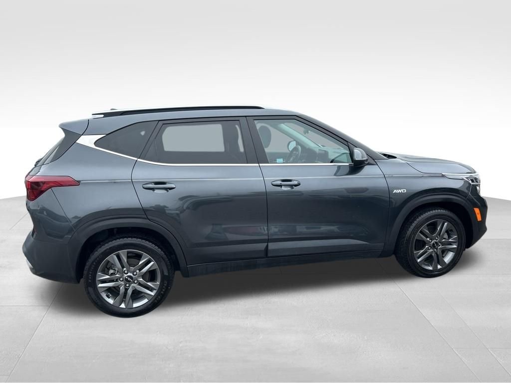 Used 2023 Gray Kia S image 10