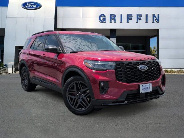 New 2026 Rapid Red Metallic Tinted Clearcoat Ford ST-Line image 1