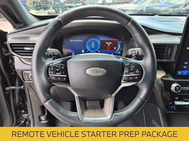 Used 2021 Black Ford Platinum image 14