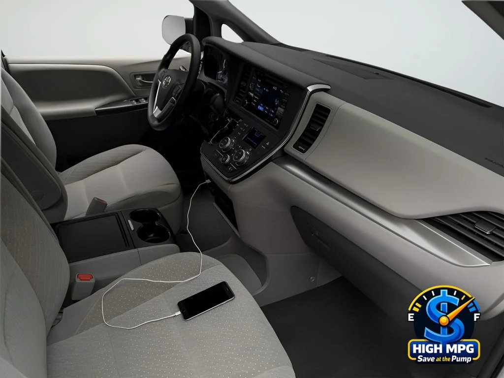Used 2018 White Toyota LE image 34