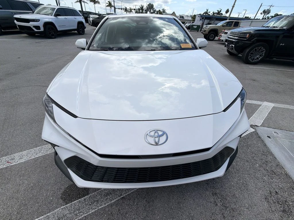 Used 2025 White Toyota SE image 37