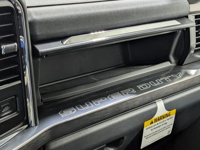 New 2026 Glacier Gray Metallic Tri-Coat Ford F-250® Lariat® image 49