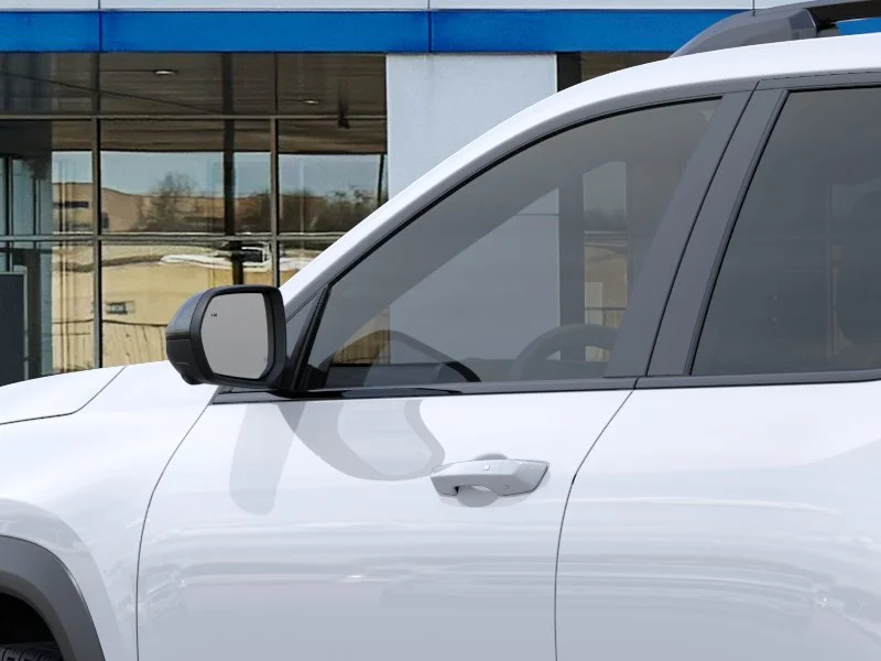 New 2027 Polar White Tricoat Chevrolet AWD RS image 13