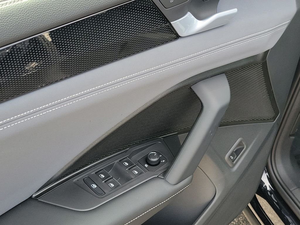 New 2026 Black Volkswagen 2.0T SE image 12