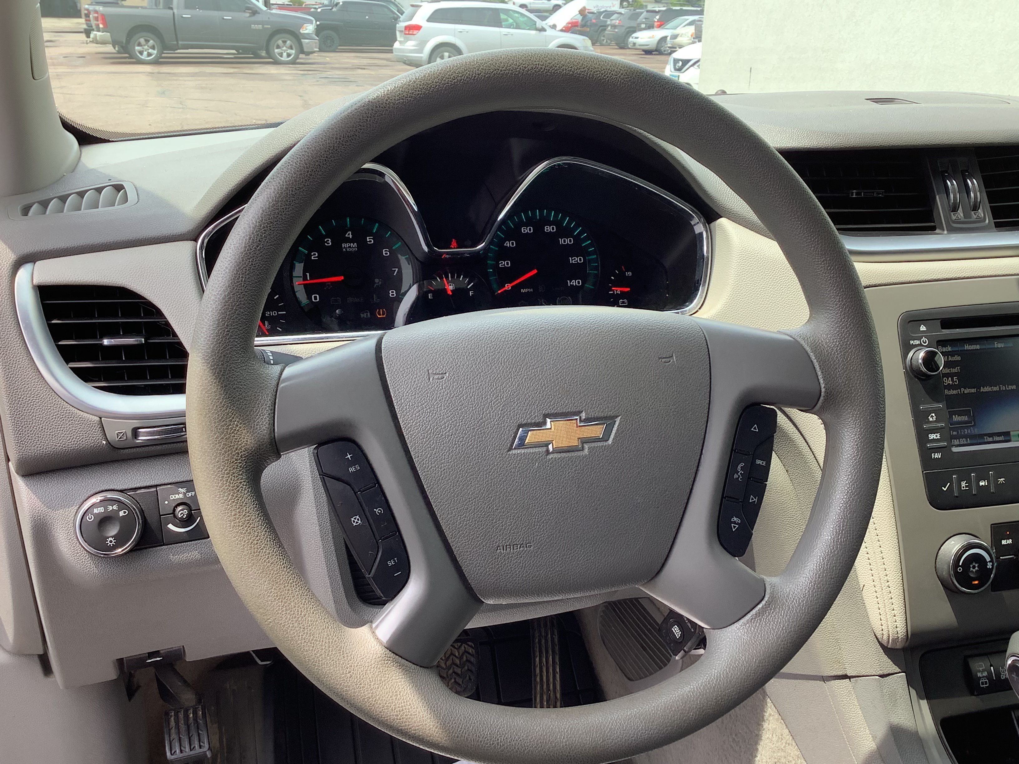 Used 2016 Silver Chevrolet LS image 13