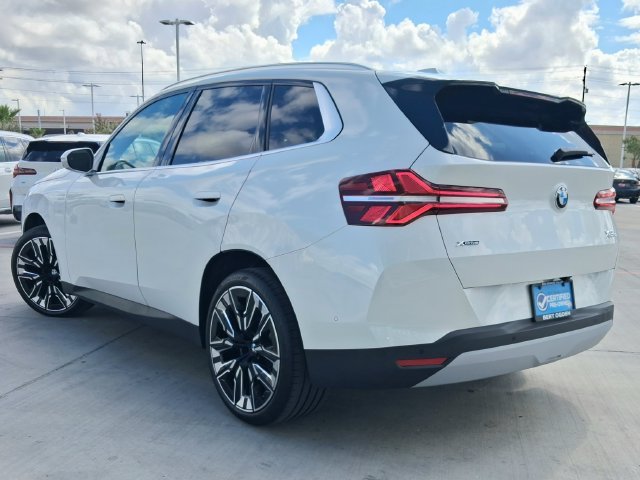 Used 2026 White BMW 30 xDrive image 5