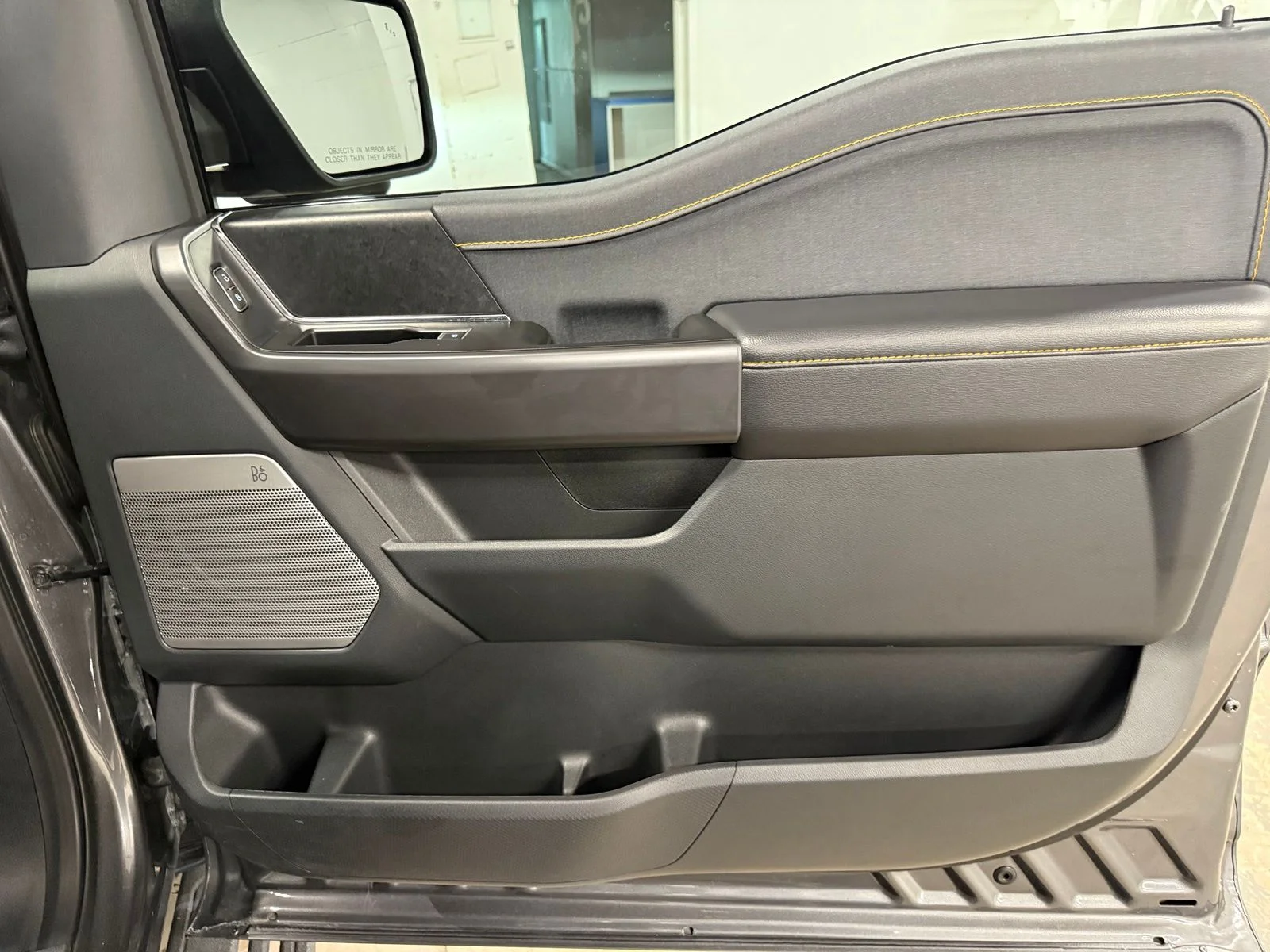 Used 2025 Gray Ford Tremor image 26