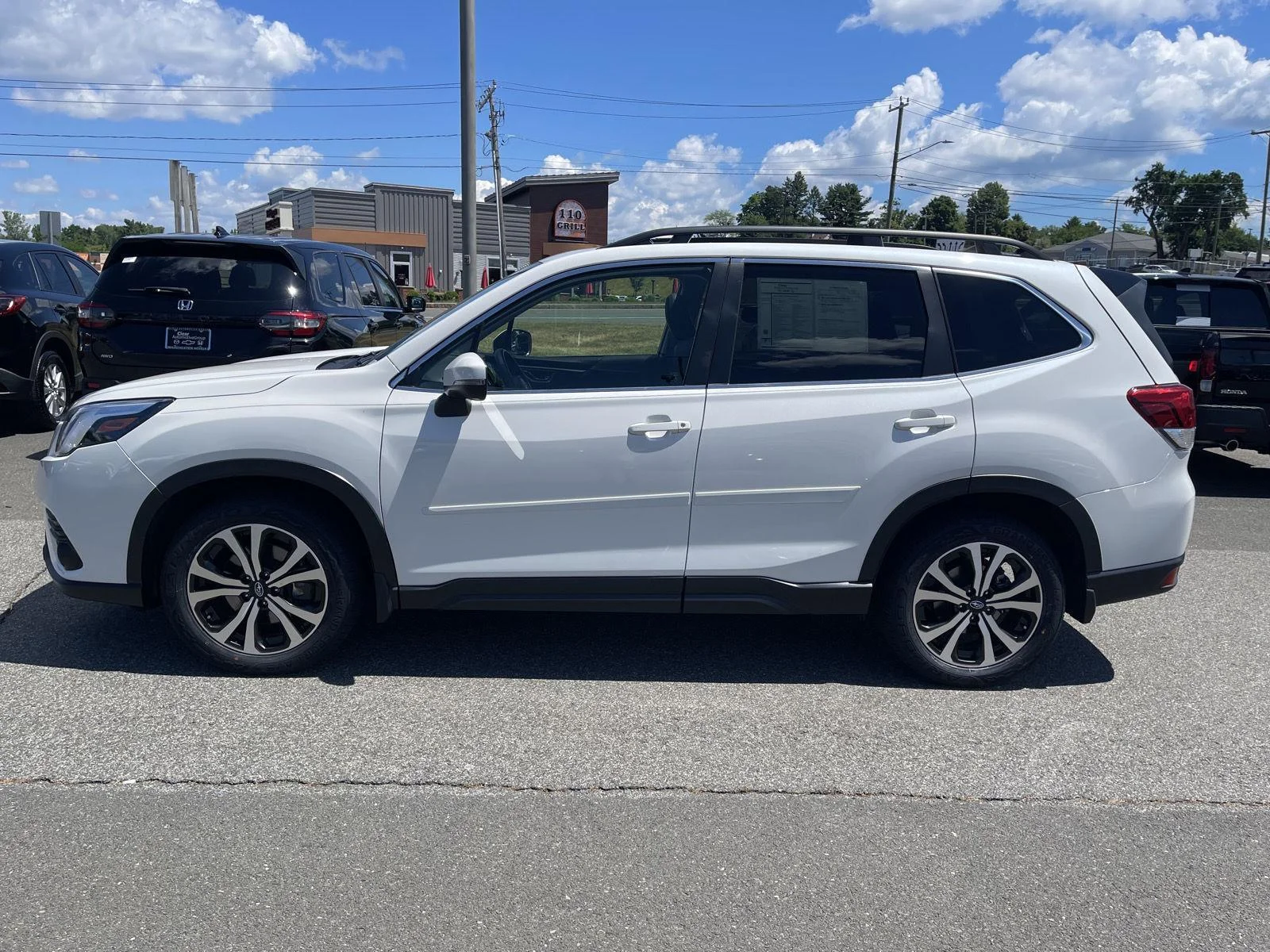 Used 2024 Crystal White Pearl Subaru Limited image 20