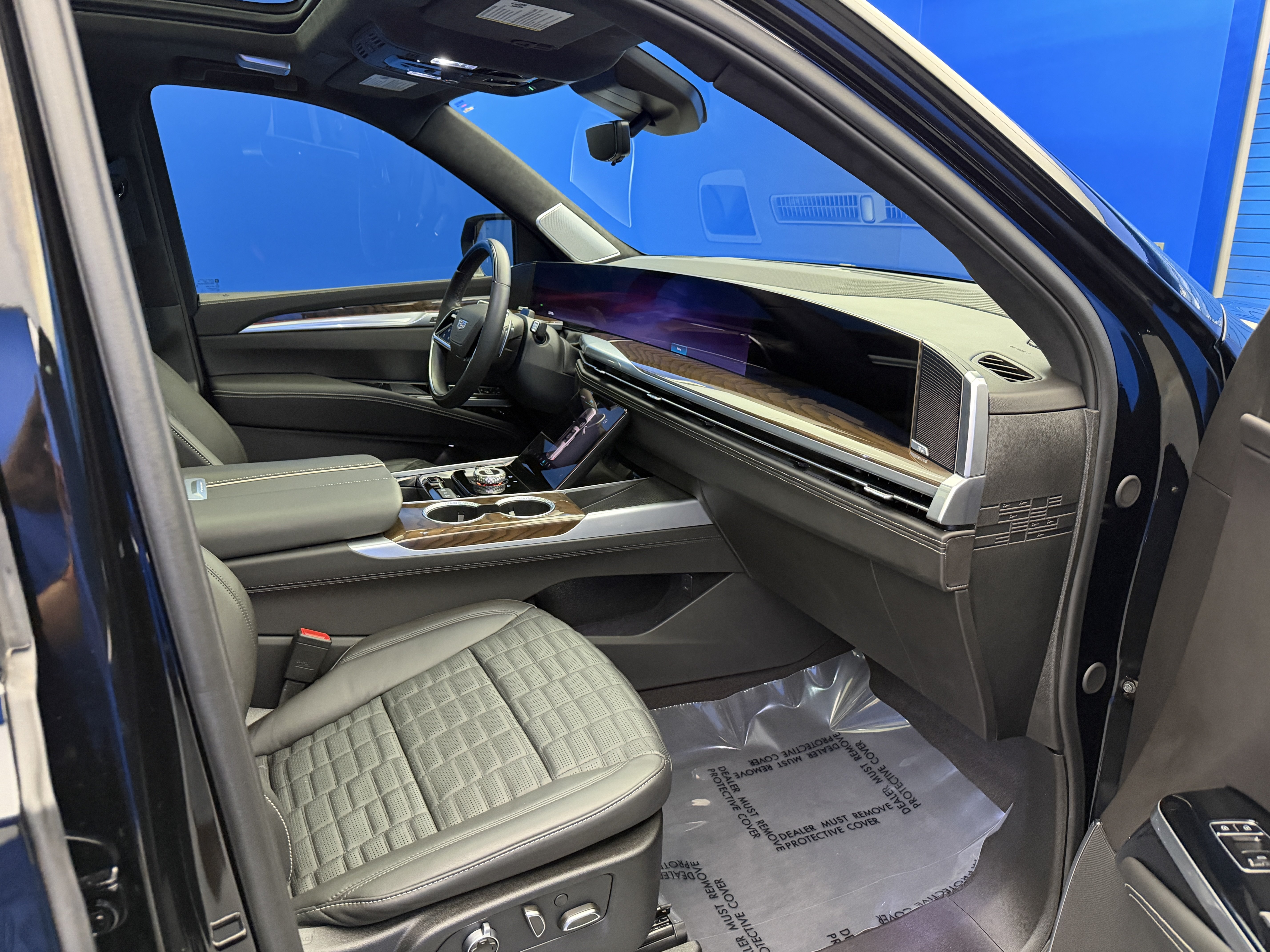 Used 2025 Black Raven Cadillac 4WD Sport Platinum image 27
