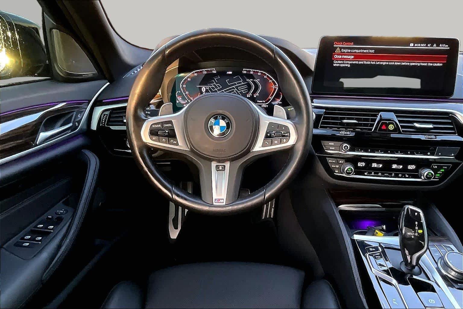 Used 2022 Black Sapphire Metallic BMW 540i image 5