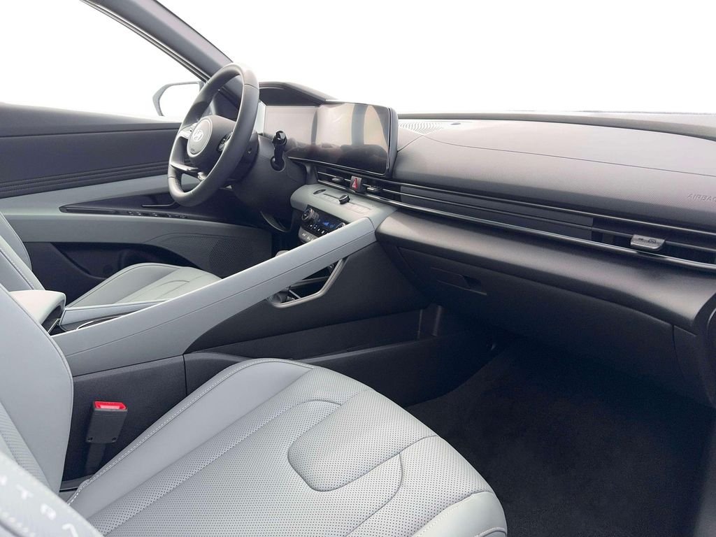 New 2026 Black Hyundai Limited image 15