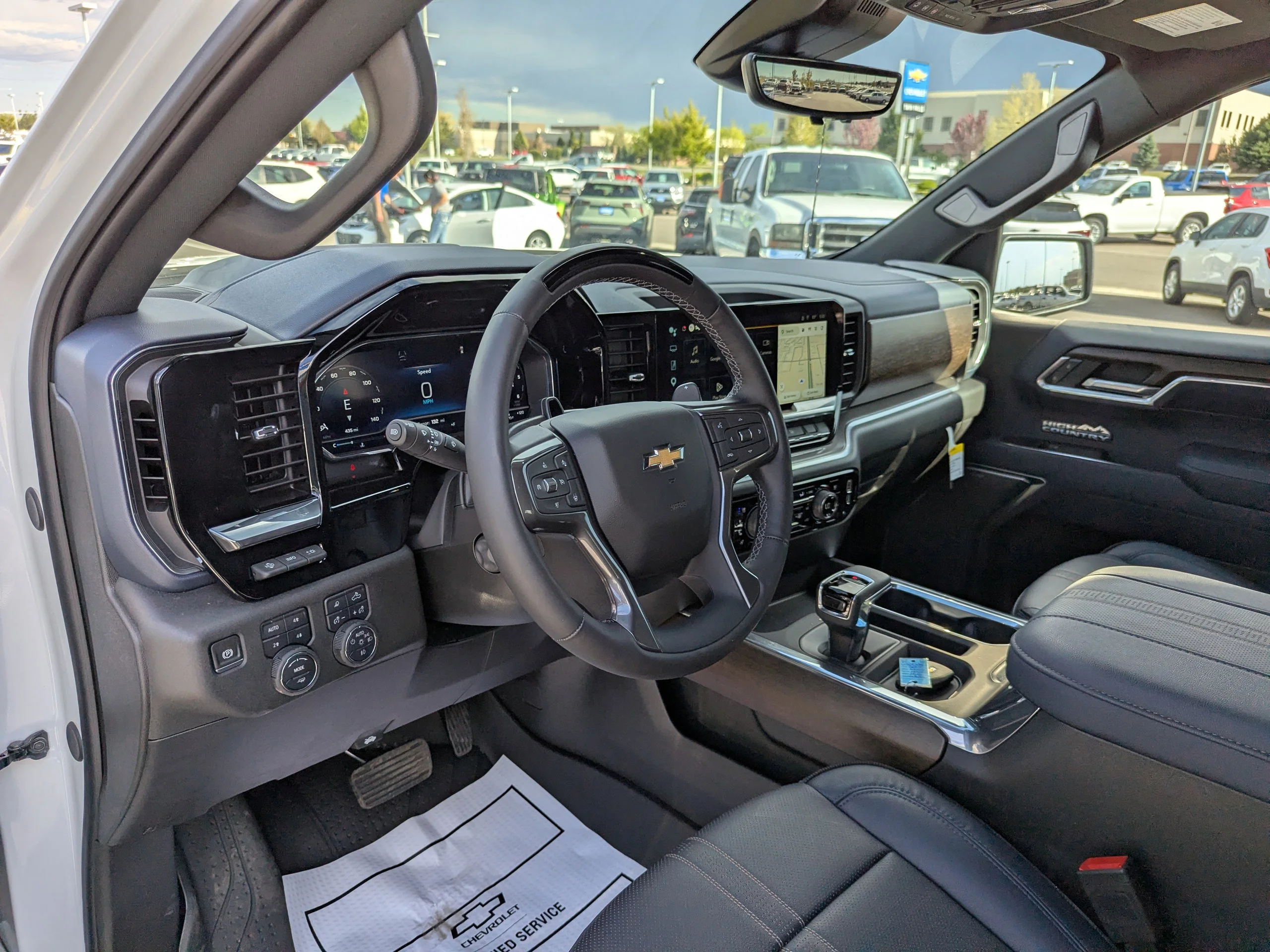 2025 Chevrolet Silverado 1500 High Country - Photo 12