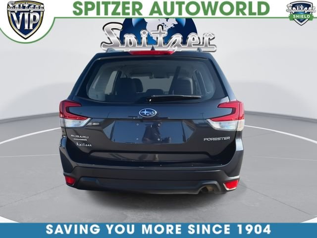 Used 2019 Gray Subaru Base image 8