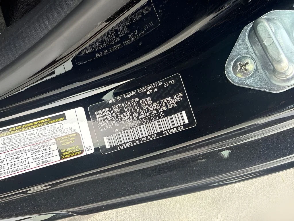 Used 2022  Toyota Base image 27