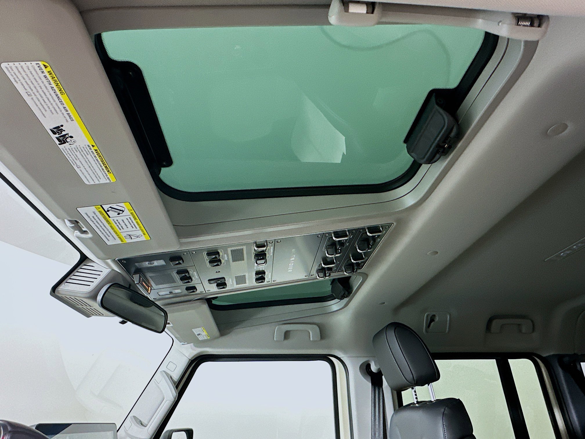 New 2025 Scottish White INEOS Fieldmaster Edition image 31