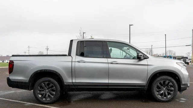 Used 2023 Gray Honda Sport image 5