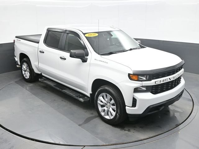 Used 2021 White Chevrolet Custom image 14