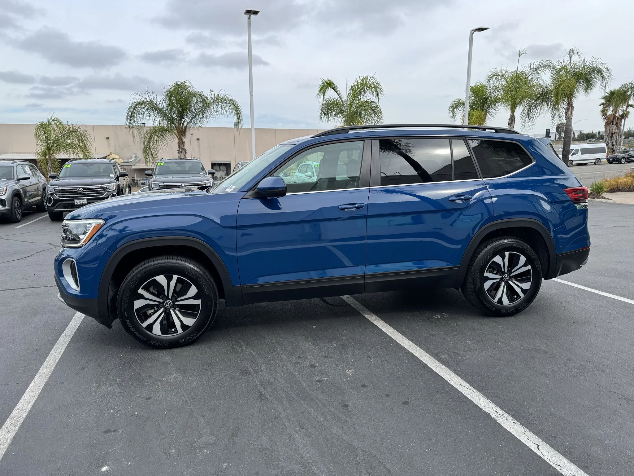 Used 2026 Mountain Lake Blue Metallic Volkswagen 2.0T SE image 5
