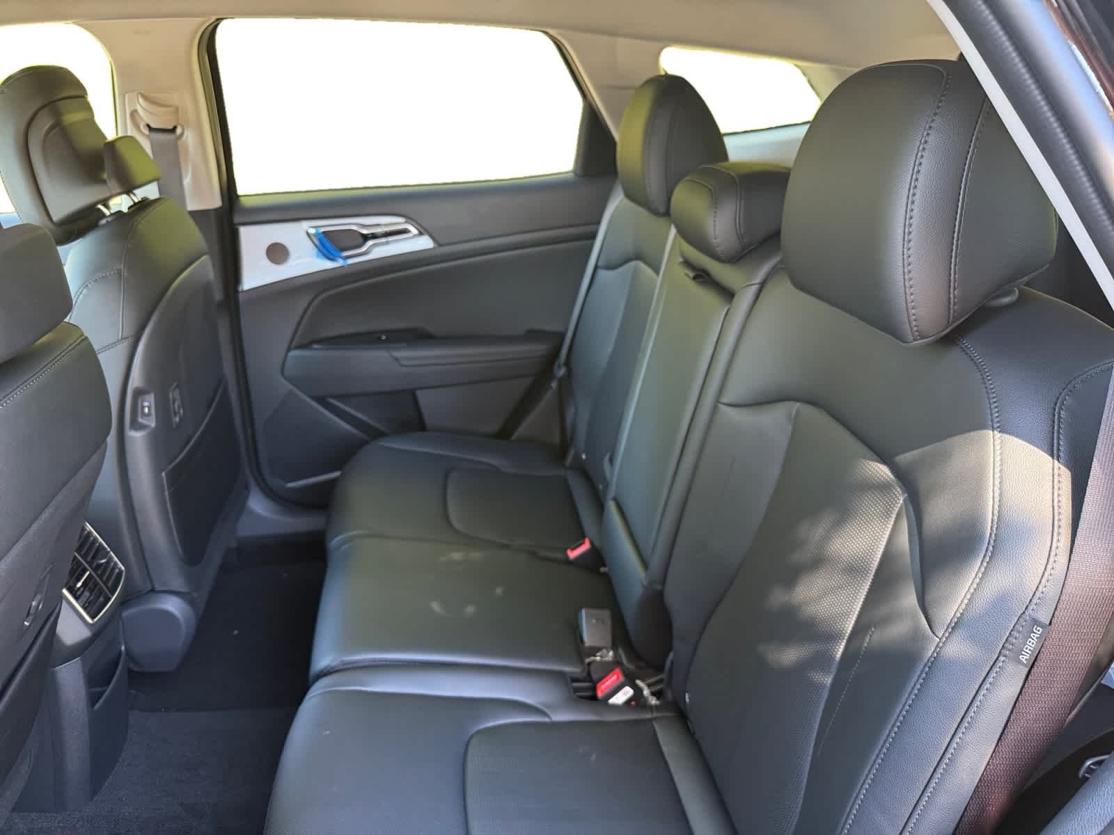 New 2027 Ebony Black Kia EX image 22
