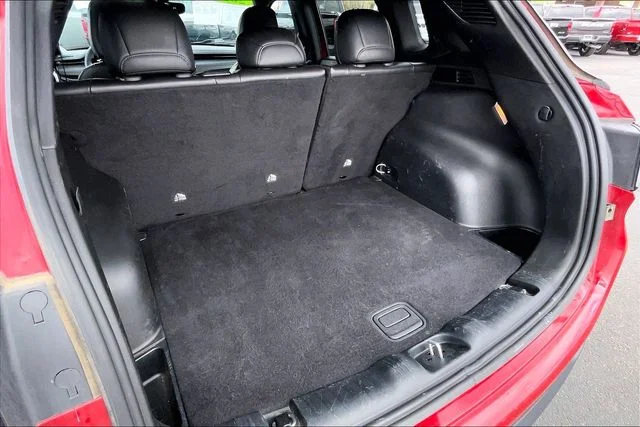 Used 2025 Red Jeep Trailhawk image 30