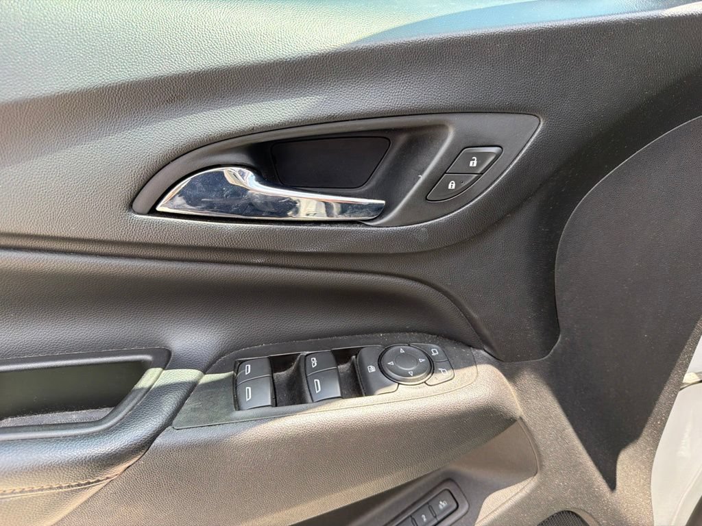 Used 2020 SUMMIT WHITE Chevrolet Premier image 15