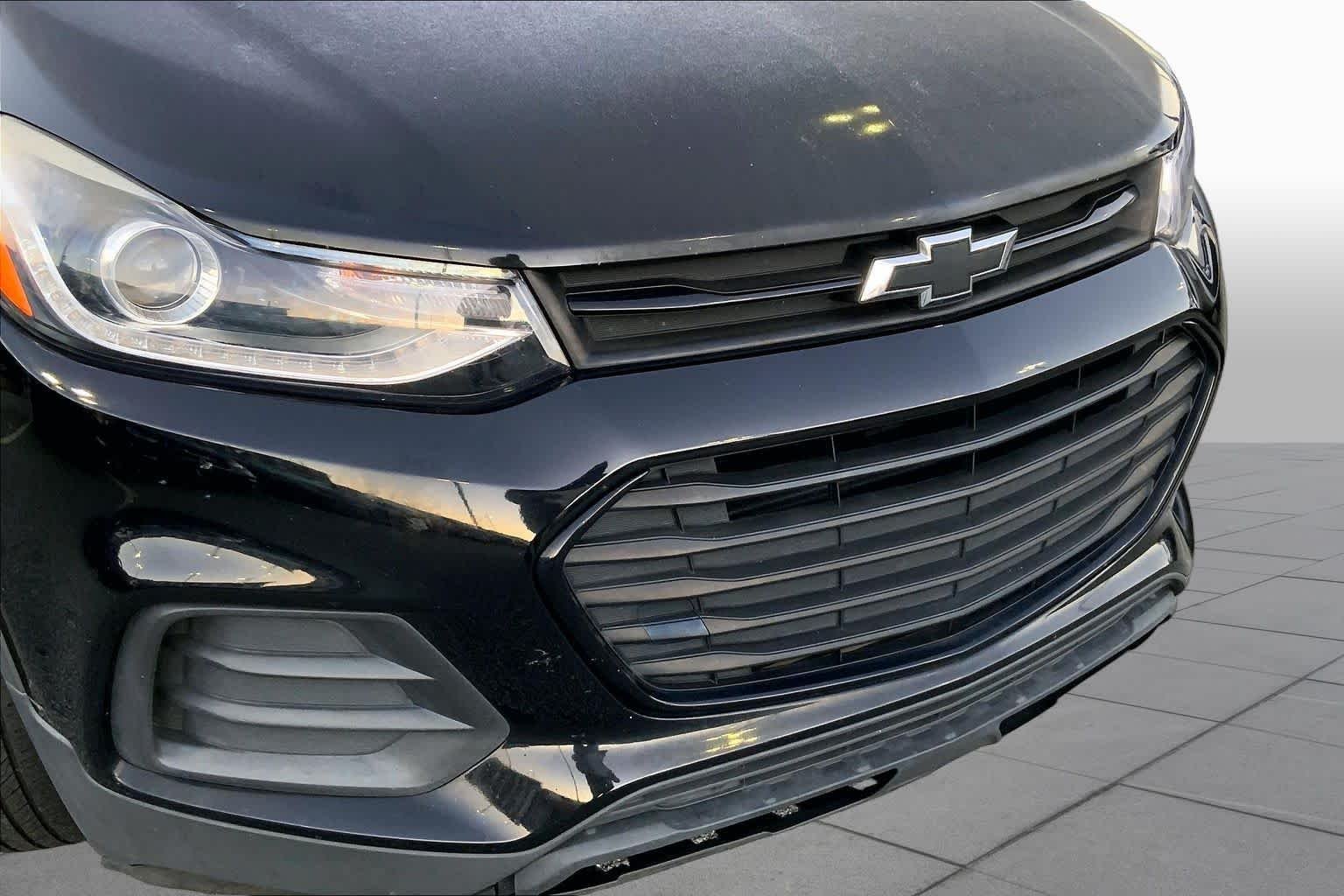 Used 2020 Mosaic Black Metallic Chevrolet LT image 27
