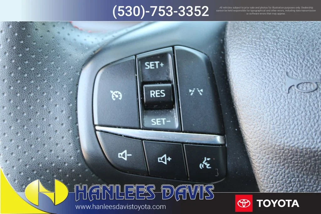 Used 2024 Gray Ford ST-Line image 29