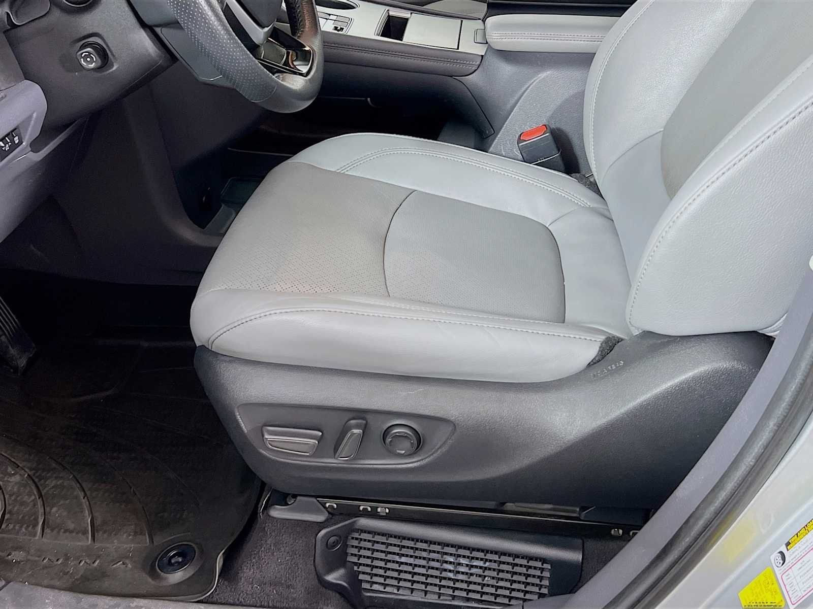 Used 2022 Celestial Silver Metallic Toyota Limited image 20
