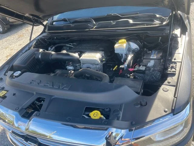 2020 RAM Ram 1500 Pickup Laramie - Photo 19