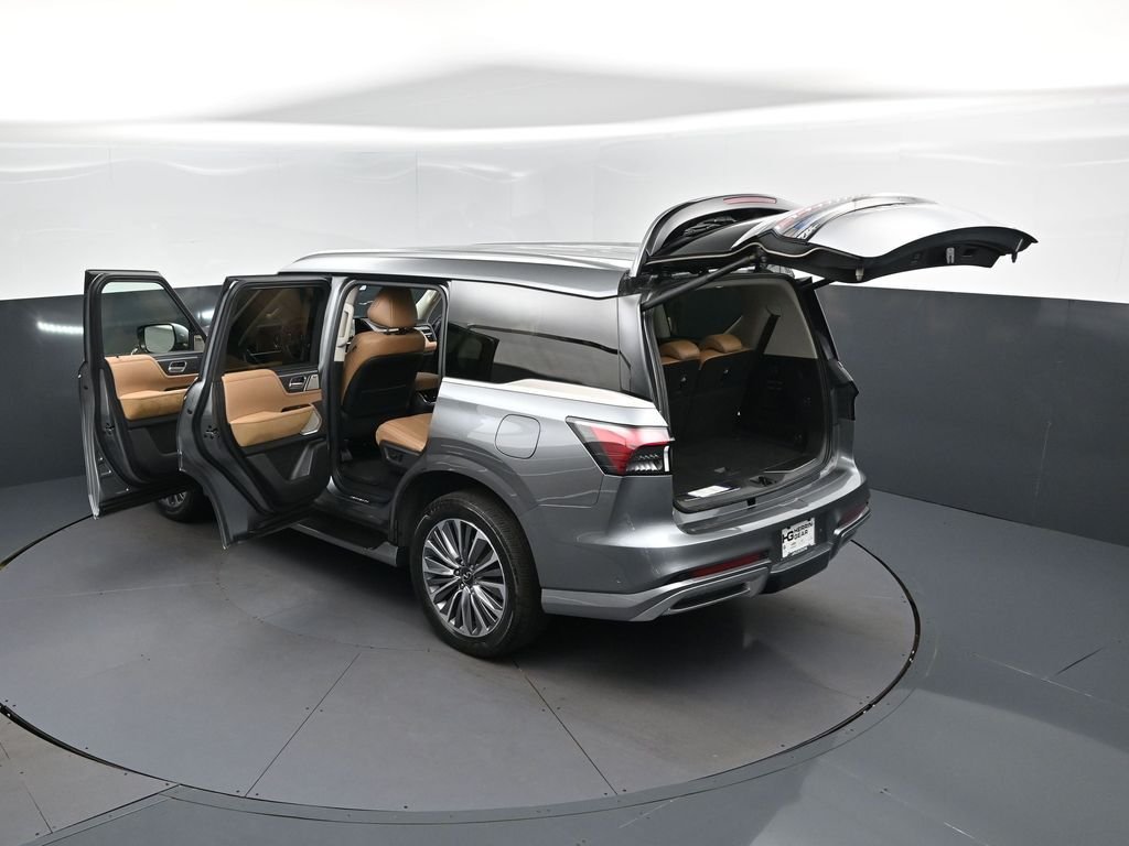 Certified Used 2025  INFINITI SENSORY image 2