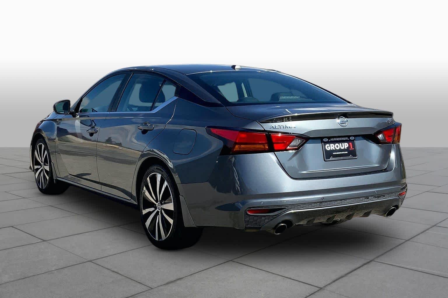Used 2020 Gun Metallic Nissan 2.5 SR image 11