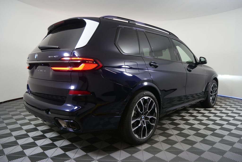 Used 2026 Carbon Black Metallic BMW xDrive40i image 3