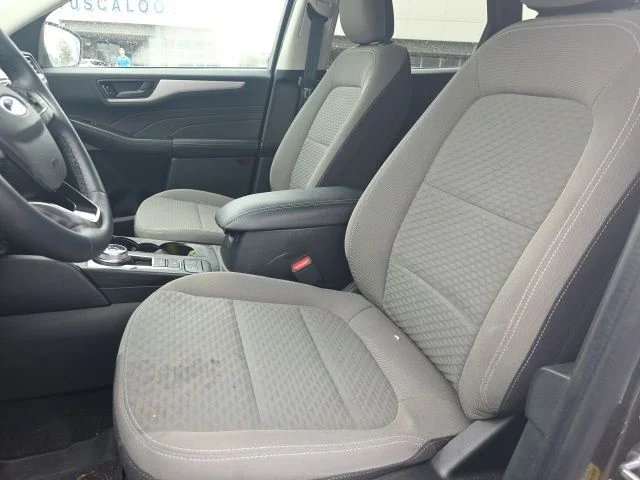 Used 2022 Gray Metallic Ford SE image 9