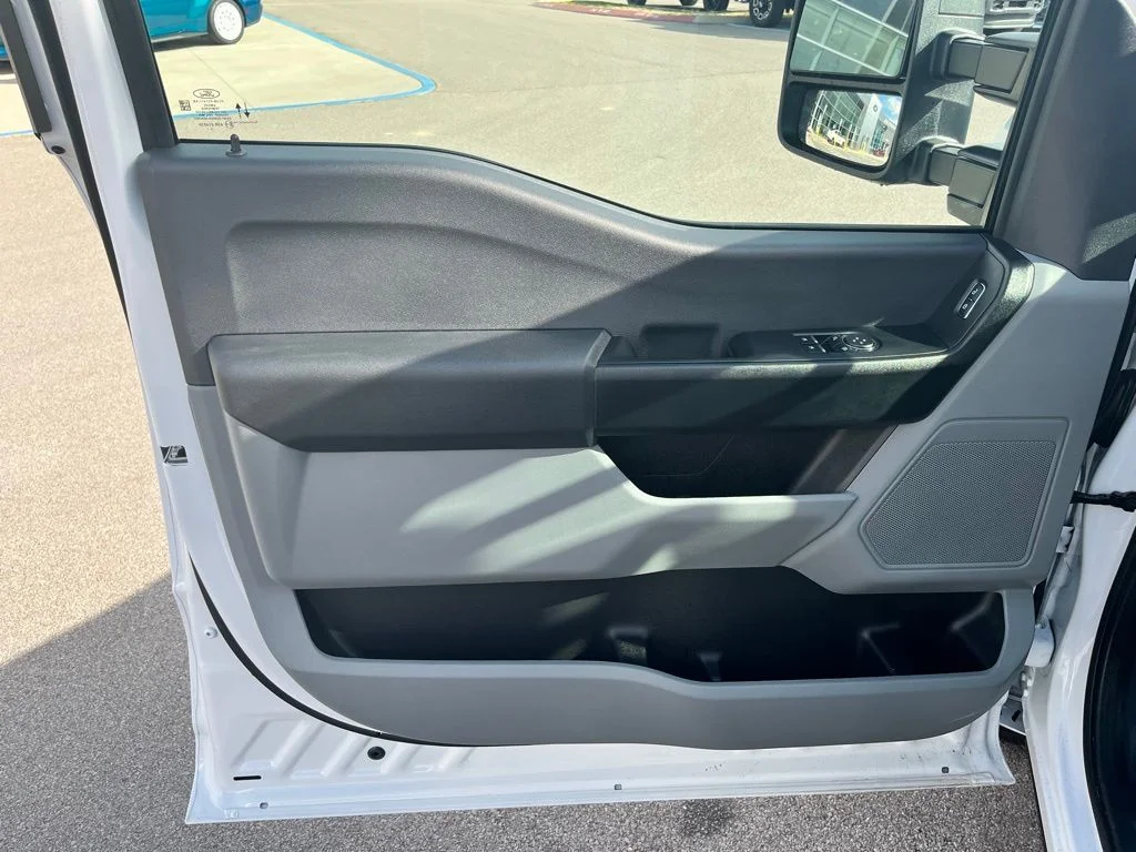 New 2026 White Ford XL image 8