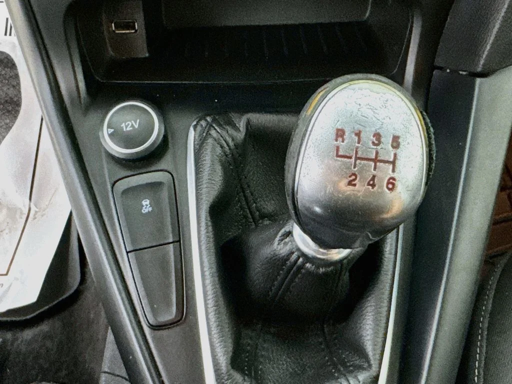 Used 2015 Magnetic Ford ST image 19