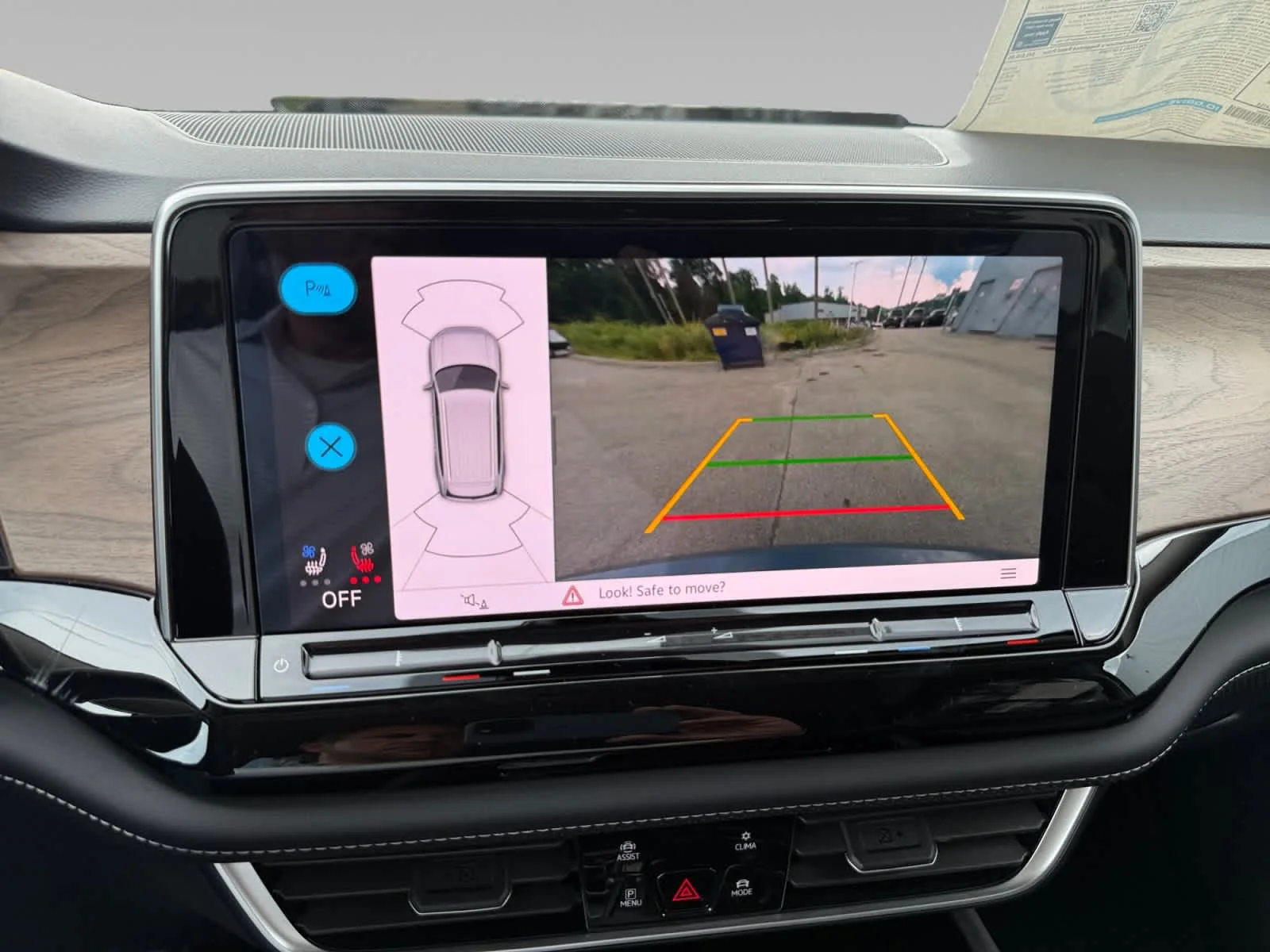 New 2026 Pure Gray Volkswagen 2.0T SE w/Technology image 16