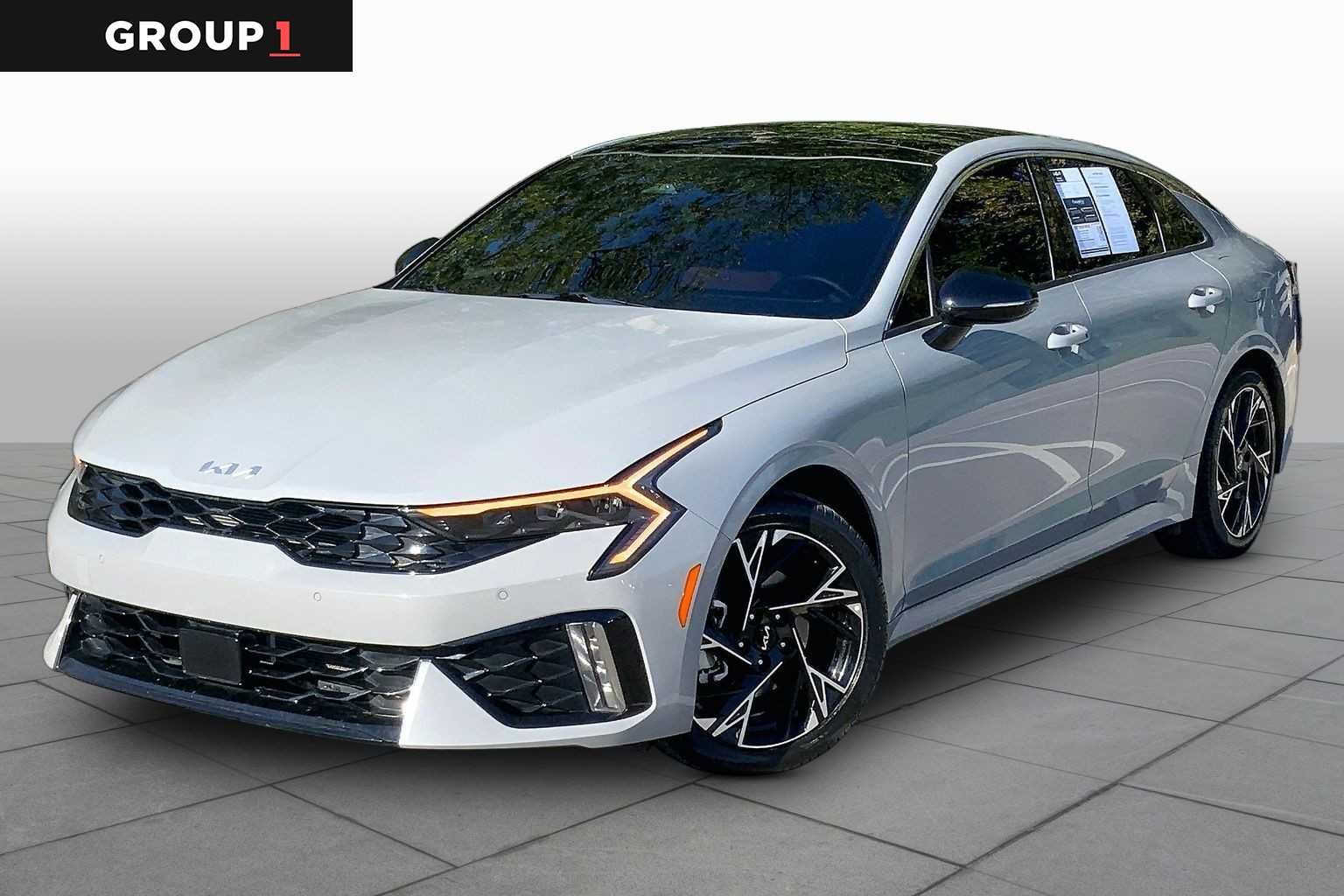 Certified Used 2025 Wolf Gray Kia GT-Line image 1