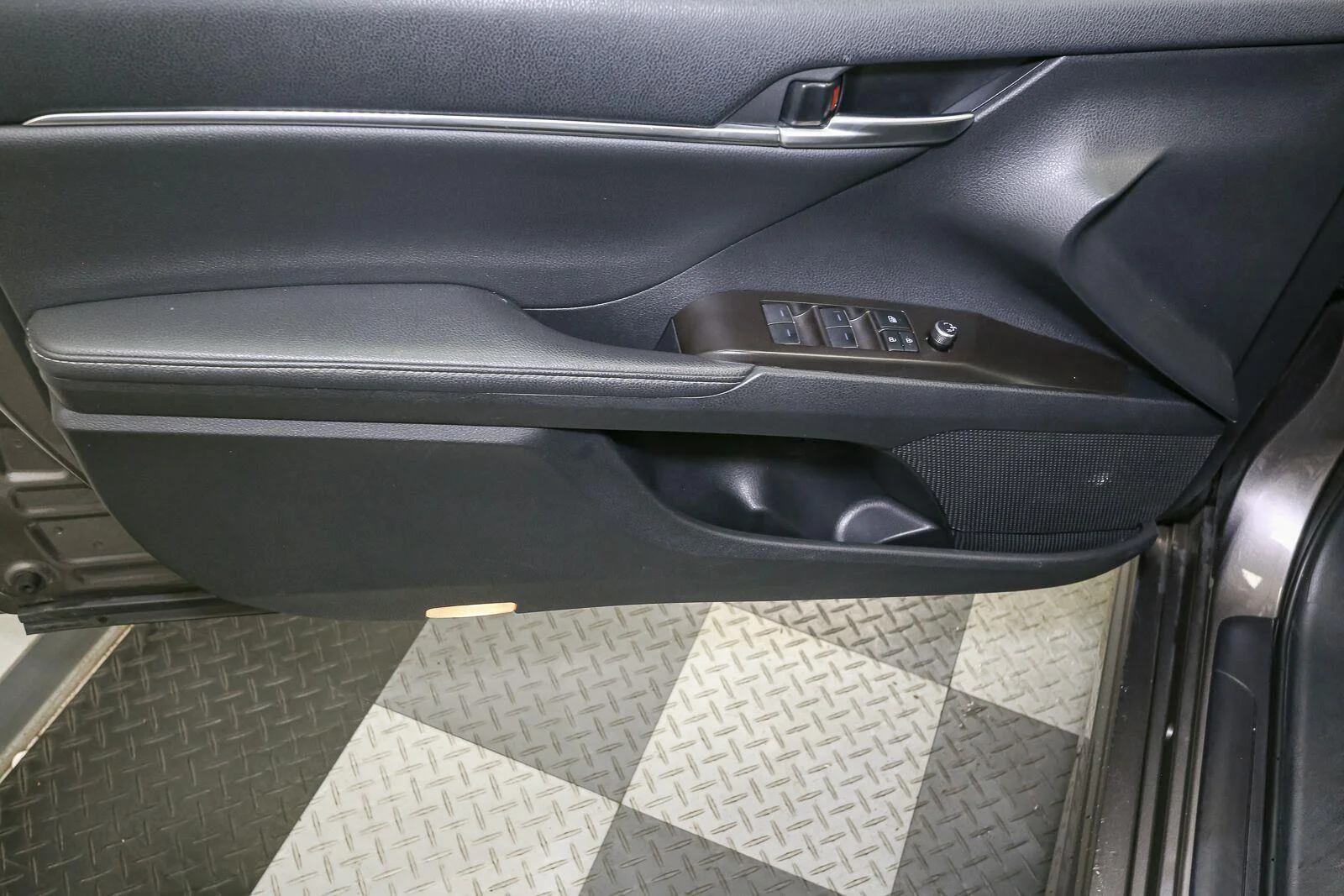 Used 2024 Predawn Gray Mica Toyota XSE image 38