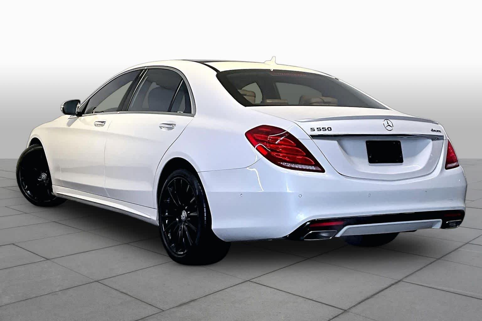 Used 2017 designo Diamond White Metallic Mercedes-Benz S 550 image 12