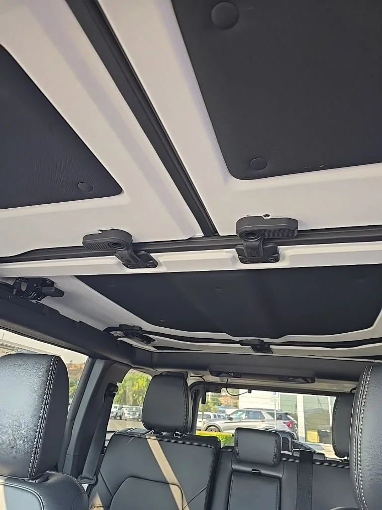 New 2026 Avalanche Gray Ford Badlands® image 26
