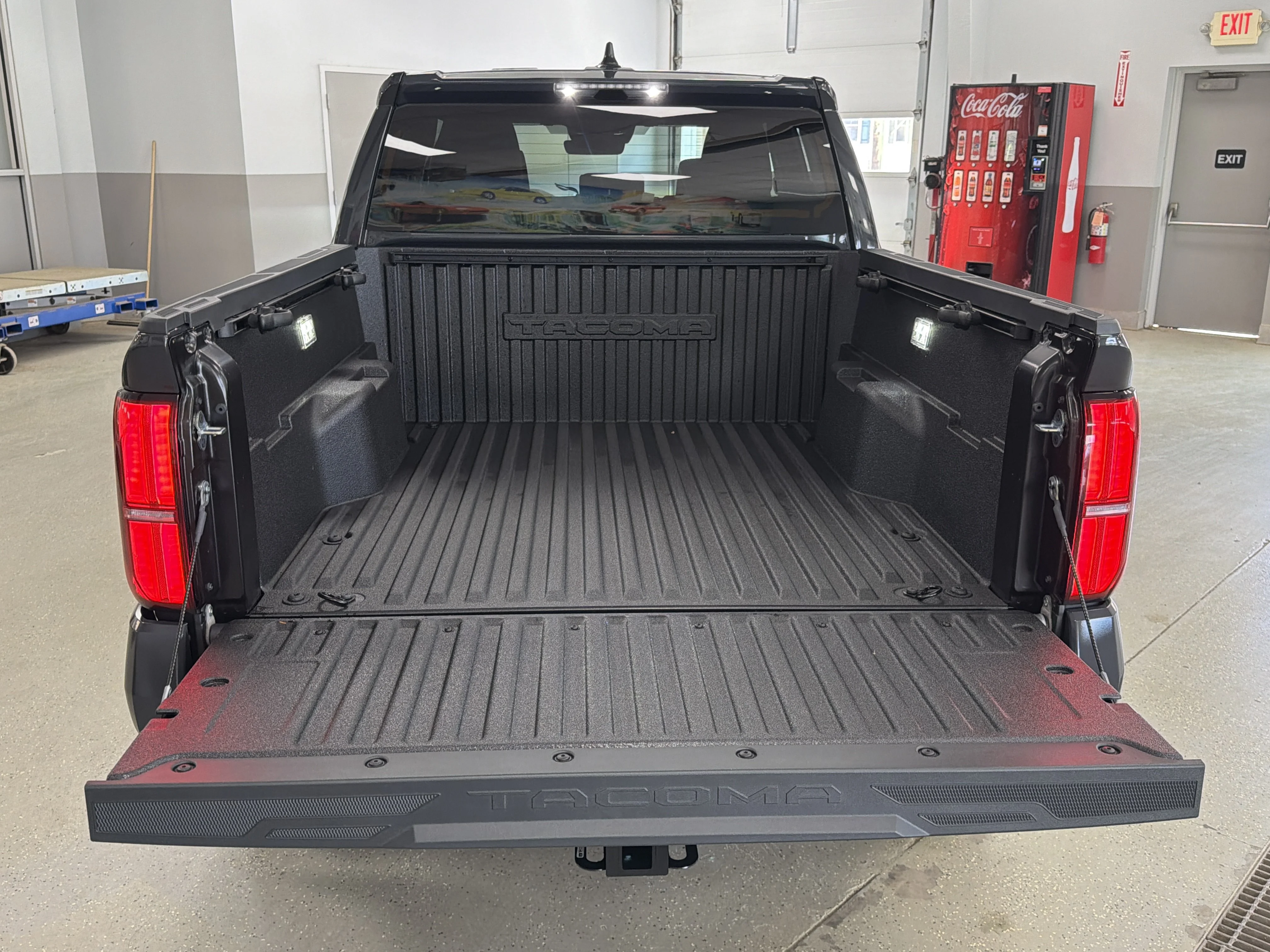 2026 Toyota Tacoma TRD Off Road - Photo 28