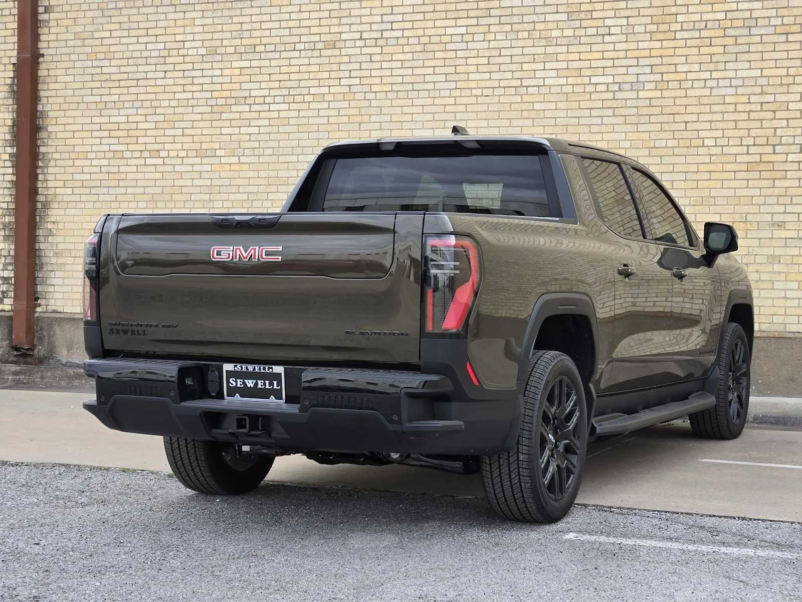 2026 GMC Sierra EV Elevation - Photo 4