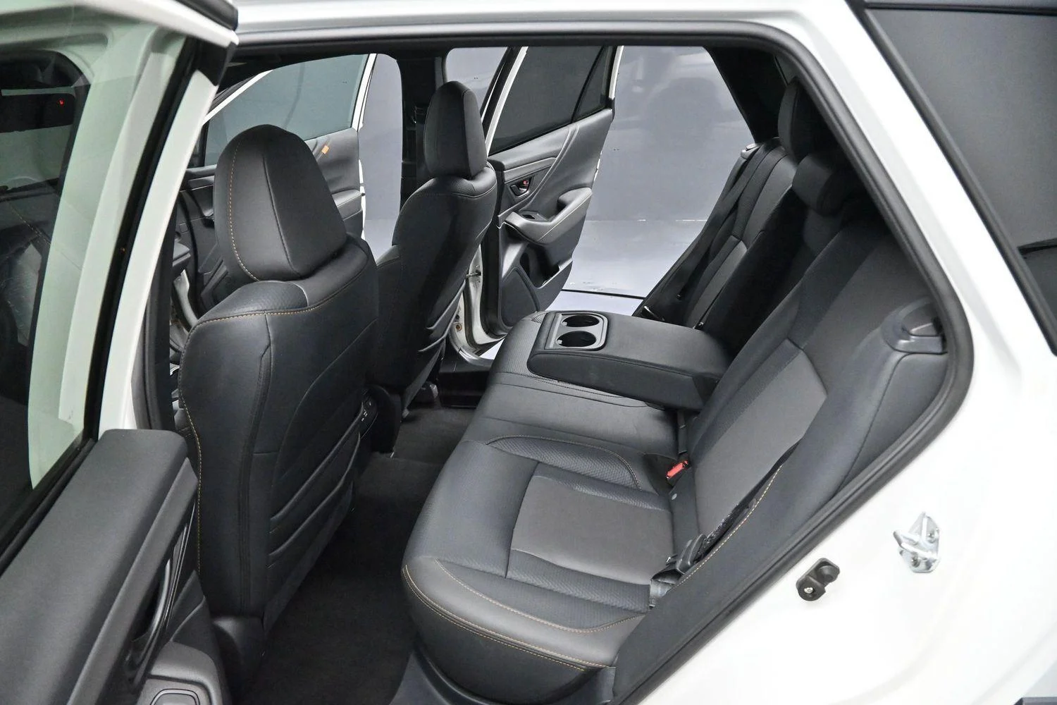 Used 2024 Crystal White Pearl Subaru Wilderness image 28