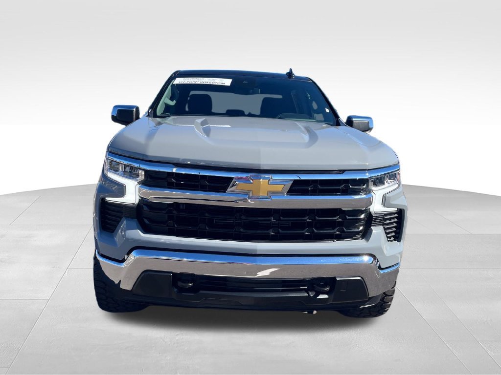 Used 2024 Gray Chevrolet LT image 8